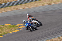 anglesey-no-limits-trackday;anglesey-photographs;anglesey-trackday-photographs;enduro-digital-images;event-digital-images;eventdigitalimages;no-limits-trackdays;peter-wileman-photography;racing-digital-images;trac-mon;trackday-digital-images;trackday-photos;ty-croes